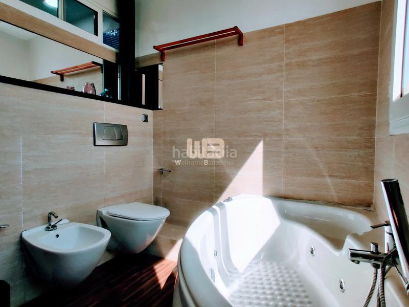 Foto 35985926-ed1e-4e64-8493-72015c6b74ad. Lloguer casa adossada amb xemeneia calefacció aparcament piscina a Barcelona