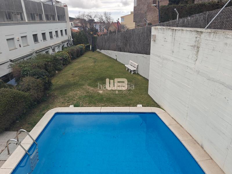 Foto 6b730aa8-655b-4a14-b33c-f0e7a875928d. Location maison jumelée avec cheminée chauffage parking piscine dans Barcelona