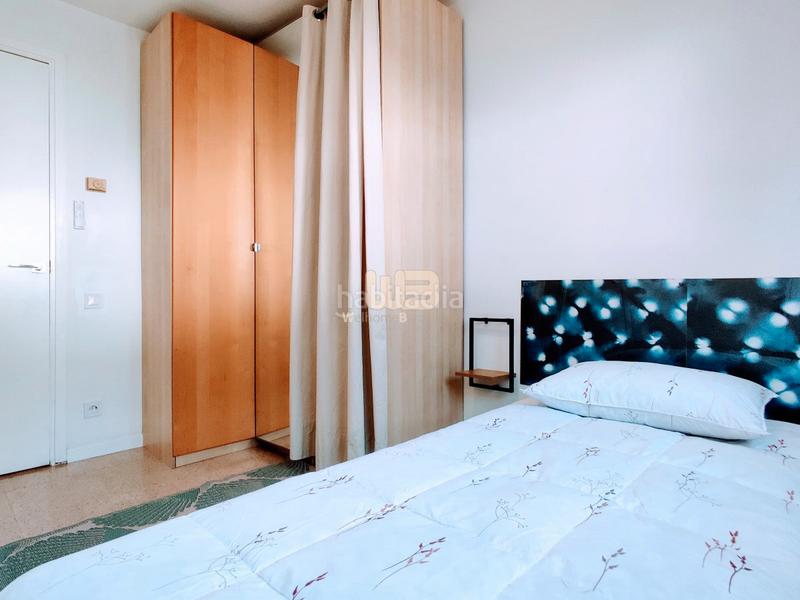 Foto b9ba36be-290b-46cc-b0af-cbc9358479e5. Location maison jumelée avec cheminée chauffage parking piscine dans Barcelona