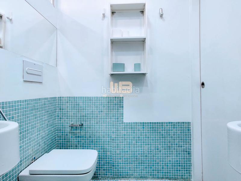 Foto b9912eaf-d785-4e8d-b999-5bd23e269d64. Miete reihenhaus mit kamin heizung parking pool in Barcelona