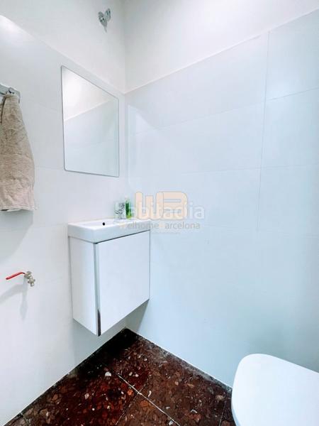 Foto 59fafd92-582b-46ab-b124-6620c0976273. Office space with parking in Sant Antoni Barcelona