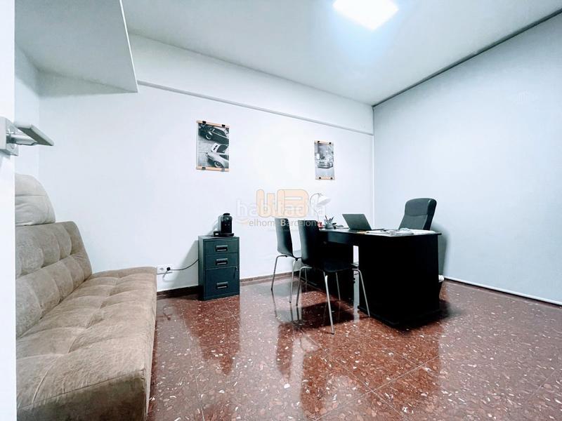 Foto 6f2d0c9c-12b6-4a03-b786-f97d90b81258. Office space with parking in Sant Antoni Barcelona