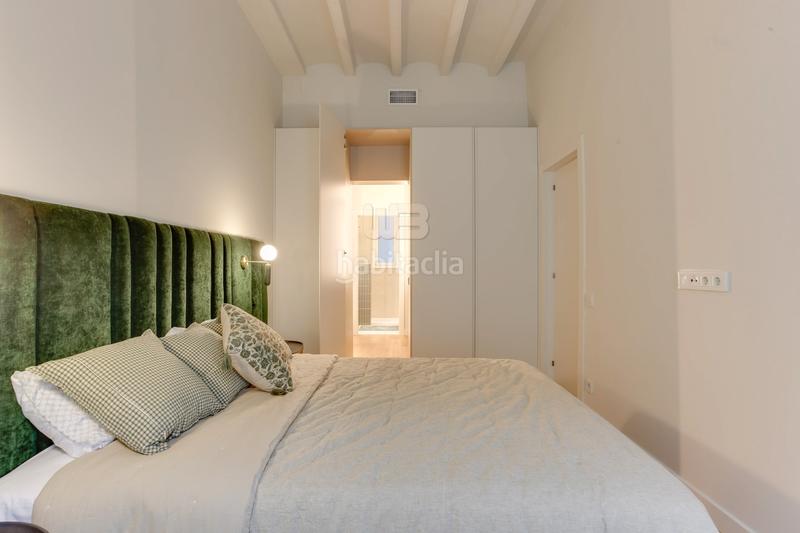 Foto f8c129c0-c070-4f6d-905b-edb0badedede. Miete etagenwohnung mit kamin heizung in Sant Antoni Barcelona