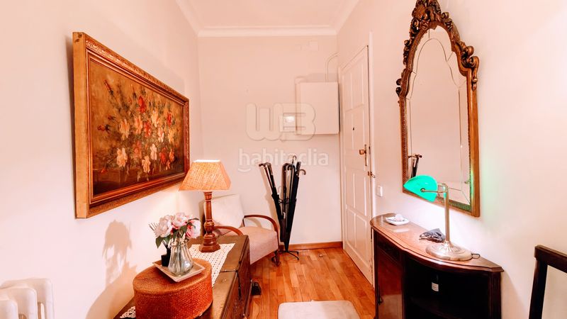 Foto 0737b54d-ecbc-4b3e-8565-3d4a80fc52f6. Àtic amb calefacció a Dreta de l´Eixample Barcelona