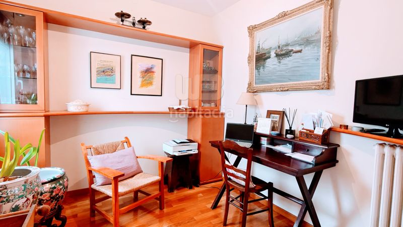 Foto 0e09b074-dbba-49ba-9eda-05b1fad65793. Àtic amb calefacció a Dreta de l´Eixample Barcelona