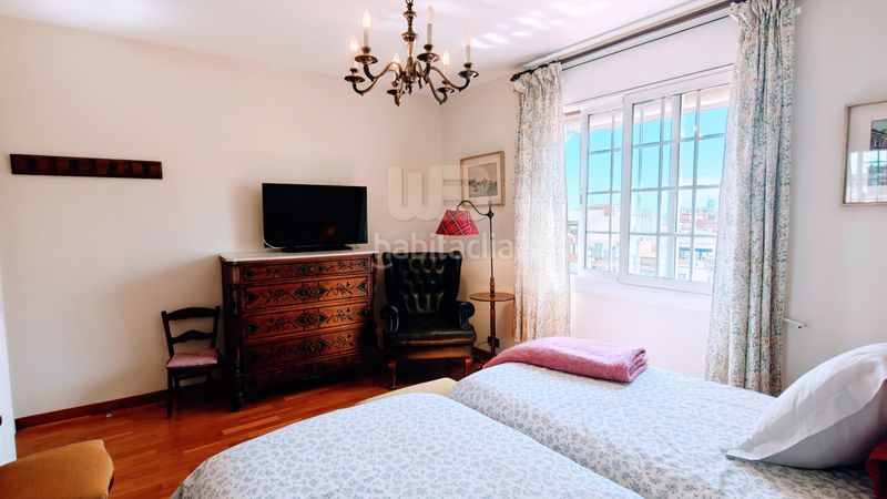 Foto 64e45ab9-7b4e-48d3-8279-0c19f5c5abdf. Àtic amb calefacció a Dreta de l´Eixample Barcelona