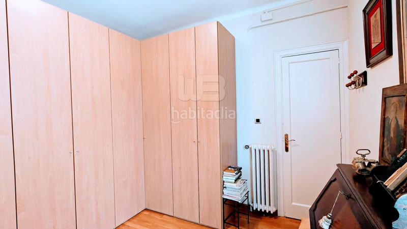 Foto 8db9fd3d-fc58-49dc-8366-c10b433588bf. Àtic amb calefacció a Dreta de l´Eixample Barcelona