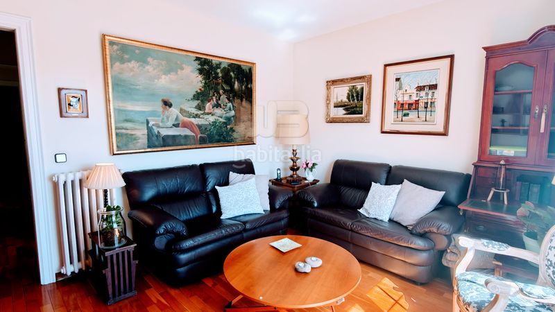 Foto 97881edc-4111-497b-8cf7-c5c1294d7375. Àtic amb calefacció a Dreta de l´Eixample Barcelona