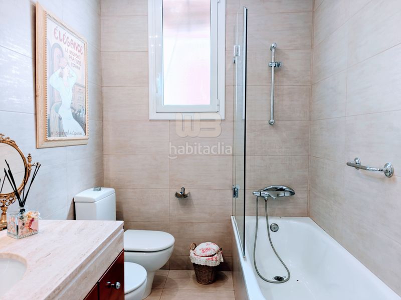 Foto a4ac300c-fc3d-4dac-a4fd-f20ab6273020. Àtic amb calefacció a Dreta de l´Eixample Barcelona