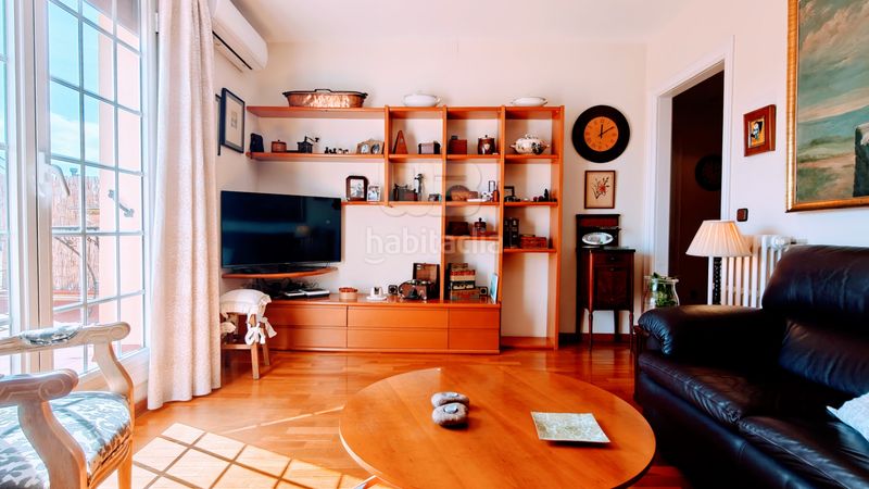 Foto a56c8ede-4f90-44d3-b124-2ba2fc0020a2. Àtic amb calefacció a Dreta de l´Eixample Barcelona