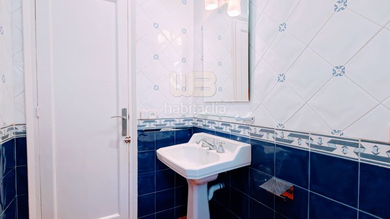 Foto a71b4457-be89-4239-91b2-eef40877228a. Àtic amb calefacció a Dreta de l´Eixample Barcelona