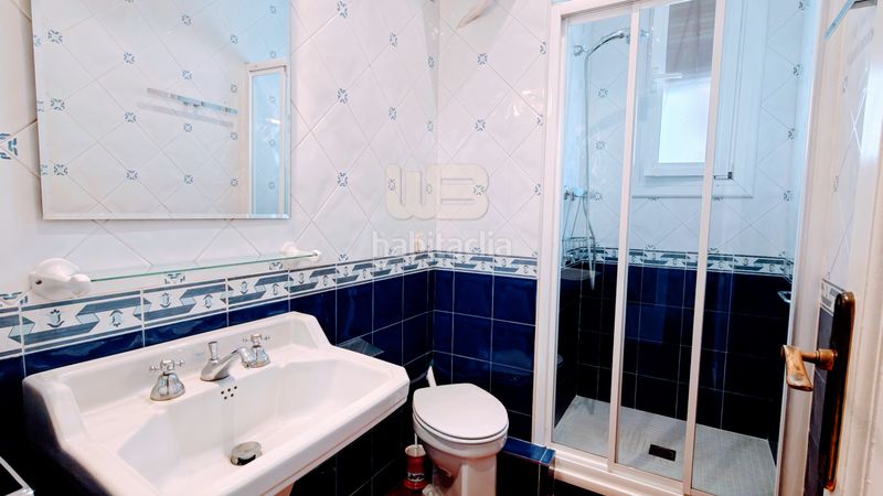 Foto fc9cdbc3-2a5b-48f9-80ce-9a537e5d0954. Àtic amb calefacció a Dreta de l´Eixample Barcelona