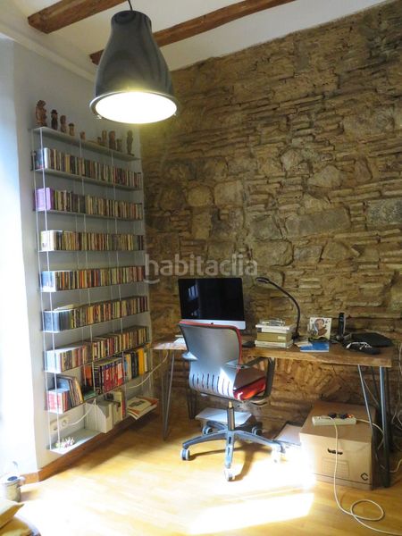 Foto 6bfa2eae-8105-4118-8bdf-86f3e9188750. Piso en Gòtic Barcelona