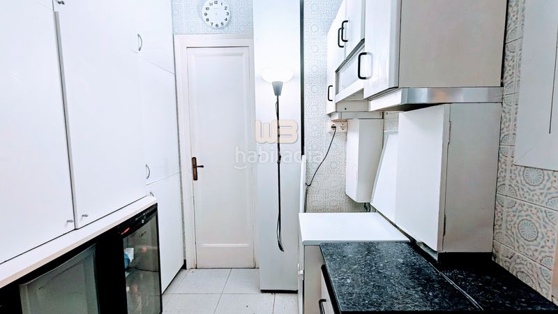 Foto 1dd15b68-692a-4013-bd2f-fa0bbd1a8782. Piso  en venta en Sant Antoni Barcelona