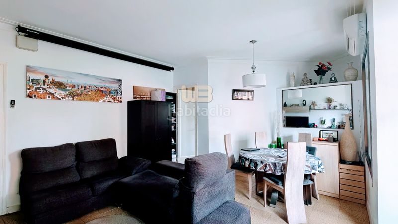 Foto 5e5abfd0-77f8-4e50-84ab-5e3887299c24. Piso  en venta en Sant Antoni Barcelona