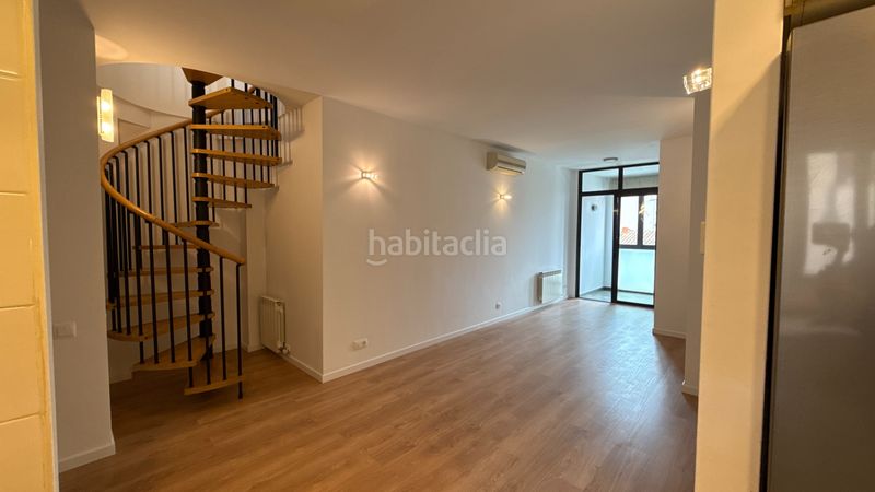 Foto ca8b5b02-03bf-4336-8f08-a1515322e5f8. Dúplex amb calefacció aparcament a Centre-Can Nadal Sant Feliu de Llobregat