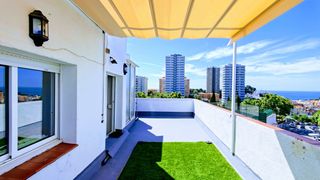 Àtic  Avinguda jordana. Ático reformado a estrenar con terraza de 20 m² y espectaculares