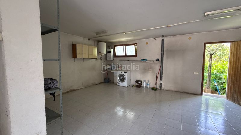 Foto 4c758f7b-0e2c-4407-a9eb-b2fbb2976860. Casa  con piscina en Sils