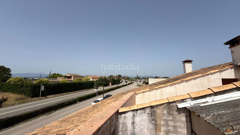 Foto 8573adf2-5989-48d2-b2e1-5a17ba6f57a6. Casa  con piscina en Sils