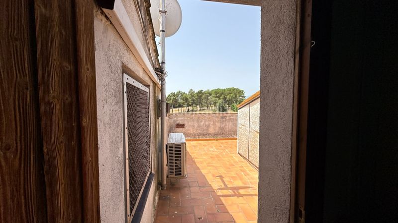 Foto 8d11a357-7666-45bd-adfa-8bc9e791a788. Casa  con piscina en Sils