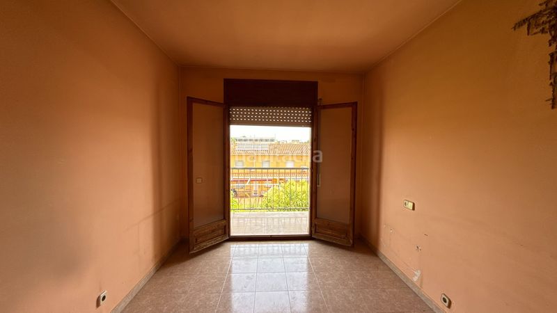 Foto aee869f2-c753-4505-9406-6f669c43e61a. Casa  con piscina en Sils