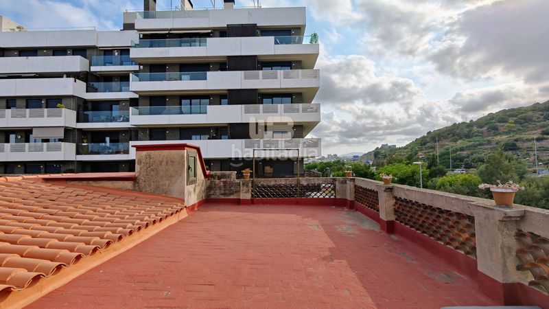 Foto 4e6d5e0f-6626-4bad-91f3-827863b88a9c. Casa a schiera in carrer ramón y cajal 15 in Montgat