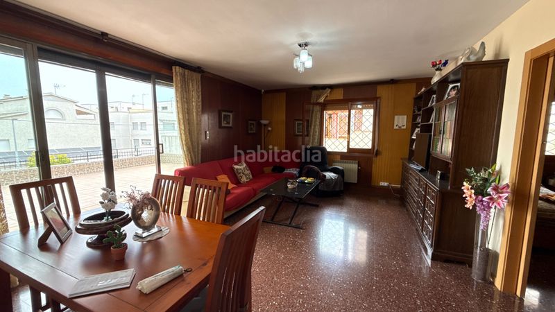 Foto 35e59b2a-c4f6-43e0-956e-ed84255680d8. Casa amb calefacció aparcament a Serraparera Cerdanyola del Vallès