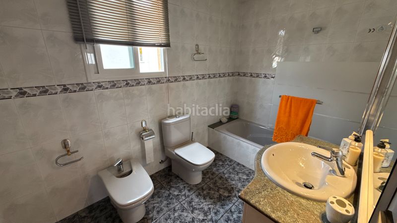 Foto b12732b0-2451-4d2c-a9fe-1a1c812e511f. Casa amb calefacció aparcament a Serraparera Cerdanyola del Vallès