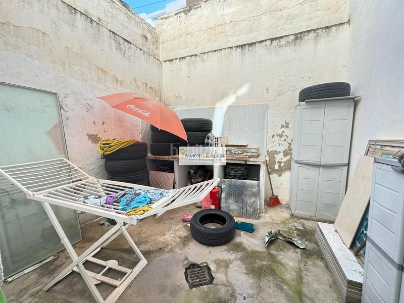 Foto 8d1a2eb4-f1f9-41ff-add8-375d34315bd3. Local comercial en Carolinas Altas Alicante