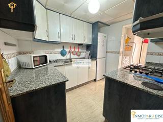 Etagenwohnung in Virgen del Remedio - Parque Lo Morant. Inmoparadise ofrece planta baja reformada 79 m con patio en virg
