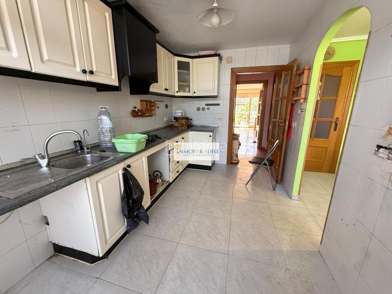 Foto 276956ed-9ddb-47e8-96d1-b78864af0cf1. Casa amb aparcament a Benalúa Alicante