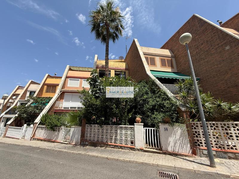 Foto 7c8d5298-7f3a-479e-b780-2a7f3f968d7a. Casa amb aparcament a Benalúa Alicante