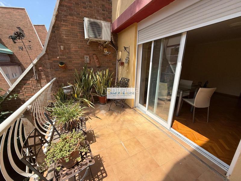 Foto 88e361db-69e0-47d8-aaae-6e19cc1c8553. Casa amb aparcament a Benalúa Alicante