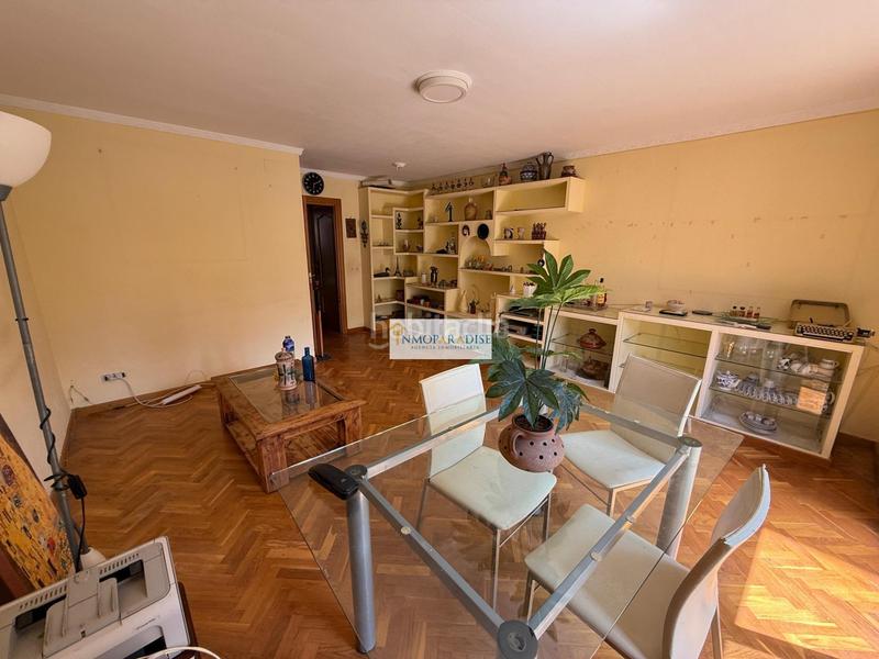 Foto e01cf344-97bc-41a0-be25-8efaf64cfbd3. Casa amb aparcament a Benalúa Alicante