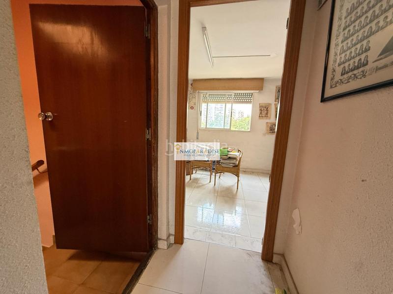 Foto f65ff374-75a6-42be-9883-ae1955621bcc. Casa amb aparcament a Benalúa Alicante