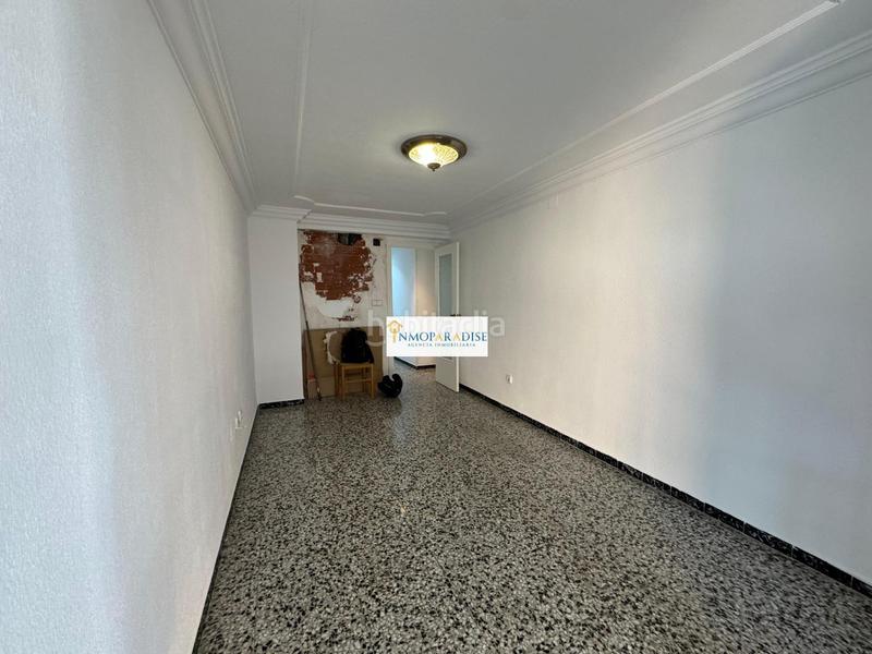 Foto 37d093ed-3fb2-43ec-9f90-26639eff95db. Piso inmoparadise ofrece espectacular piso en venta de 81 m2 en la zona de Carolinas Altas 3 hab, 1 baño en Alicante