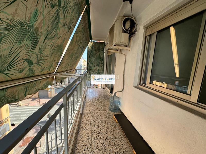 Foto 5a11c9c7-e25b-44c1-a0aa-2afb3d1f5c73. Piso inmoparadise ofrece espectacular piso en venta de 81 m2 en la zona de Carolinas Altas 3 hab, 1 baño en Alicante