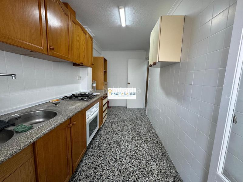 Foto 9be13302-76d8-4934-aec0-2d23aaed0e40. Piso inmoparadise ofrece espectacular piso en venta de 81 m2 en la zona de Carolinas Altas 3 hab, 1 baño en Alicante
