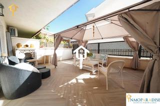 Maison jumelée à Alicante Golf. Exclusivo chalet en venta en urbanización privada en alicante go