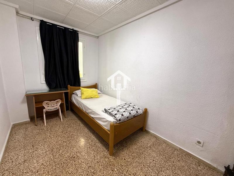 Foto 4196f9d1-df8e-4411-93e6-bf1d6ee5fb61. Piso  en venta 3 habitaciones 78 m con balcón en Carolinas Altas, inmoparadise en Alicante