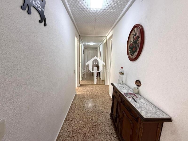 Foto a9fde882-4d7a-4d10-bbad-ea58fa9a93bc. Piso  en venta 3 habitaciones 78 m con balcón en Carolinas Altas, inmoparadise en Alicante