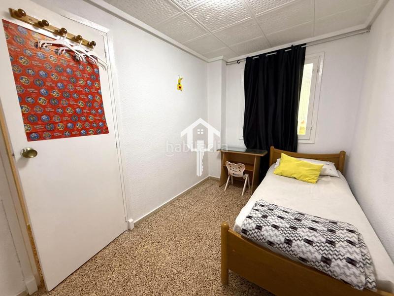 Foto d75558c9-baee-4368-a5e6-f9a3e99dd802. Piso  en venta 3 habitaciones 78 m con balcón en Carolinas Altas, inmoparadise en Alicante