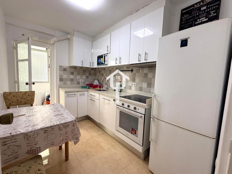Foto e8115af3-c1c8-4435-820a-bf275413b3dd. Piso  en venta 3 habitaciones 78 m con balcón en Carolinas Altas, inmoparadise en Alicante