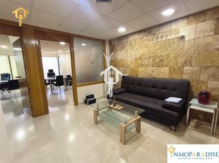 Rent Office space in Benalúa. Oficina en alquiler en benalúa, alicante  3 despachos equipados