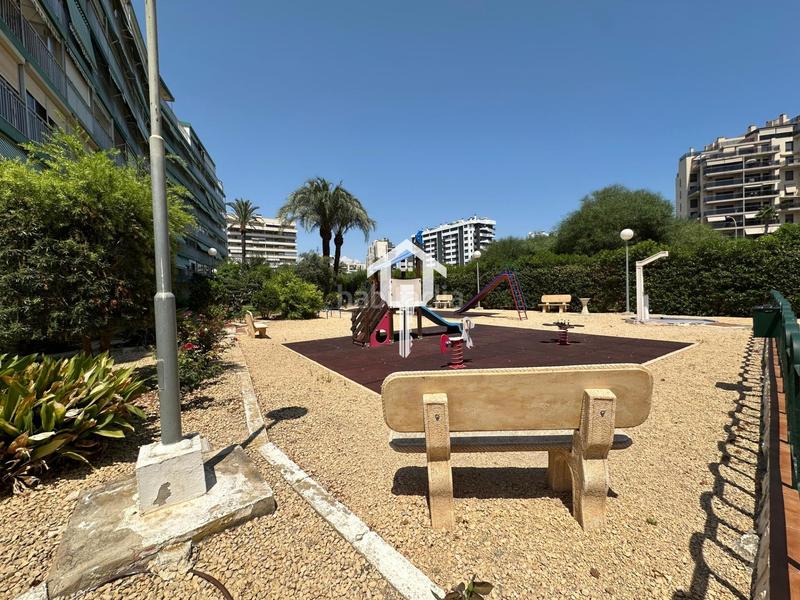 Foto 94ca3e28-69fd-4dd5-ac3c-b17229cc815f. Appartamento con parcheggio piscina in PAU 5 Alicante