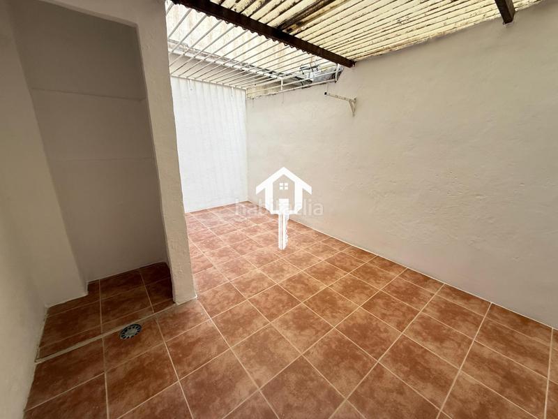 Foto 621f52e8-f7c1-47a9-893e-62e1a60decdb. Piso  reformado en venta en virgen del remedio, 3 habitaciones y patio en Alicante