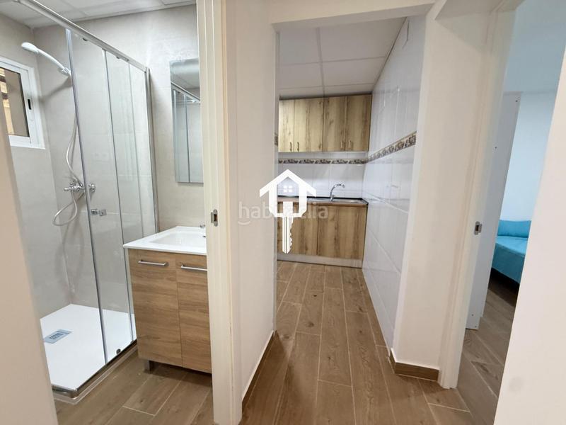 Foto daea1c7e-7e42-4fee-98e6-1b41f1524911. Piso  reformado en venta en virgen del remedio, 3 habitaciones y patio en Alicante