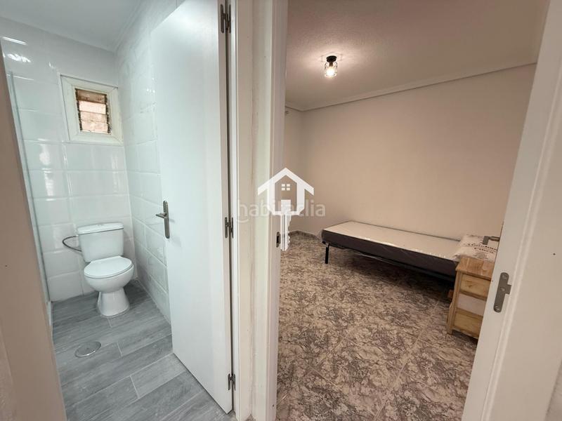Foto 1d081b57-3d37-4f8d-8bb8-1dbc76bf7aff. Piso  en venta en virgen del remedio, 3 habitaciones, balcón acristalado y ascensor en Alicante