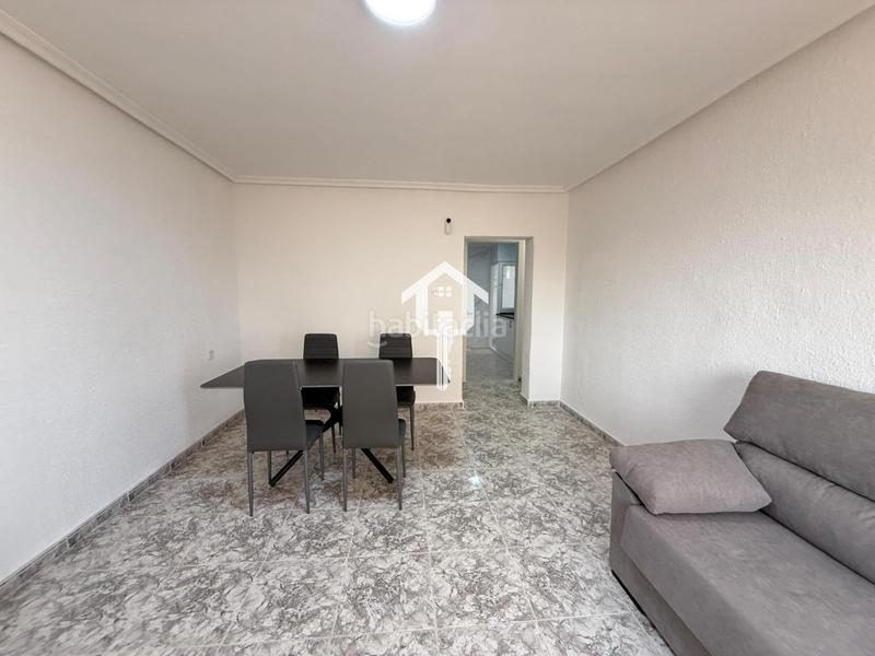 Foto 488a13df-d035-4b6c-8e35-9297596a05c8. Piso  en venta en virgen del remedio, 3 habitaciones, balcón acristalado y ascensor en Alicante
