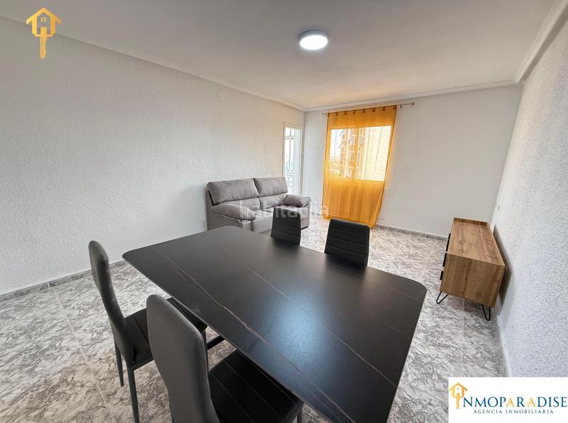 Foto 53929357-6b50-4021-95e7-0dbbe58b3d40. Piso  en venta en virgen del remedio, 3 habitaciones, balcón acristalado y ascensor en Alicante